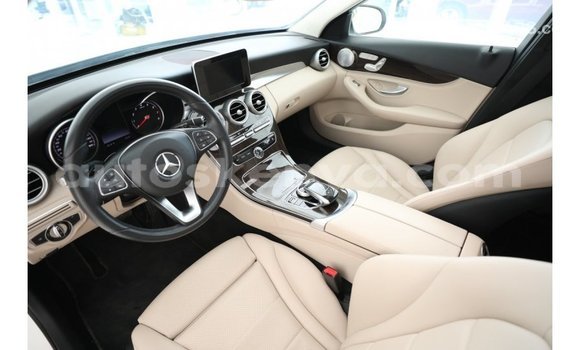 Nunua Imported Mercedes‒Benz 1117 Nyeupe Lori ndani ya Import - Dubai nchini Kati Kenya Nunua Imported Mercedes‒Benz 1117 Nyeupe Lori ndani ya Import - Dubai nchini Kati Kenya