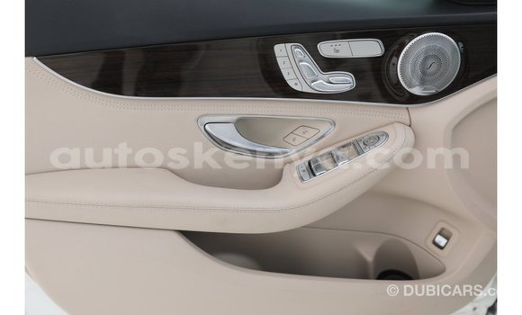 Nunua Imported Mercedes‒Benz 1117 Nyeupe Lori ndani ya Import - Dubai nchini Kati Kenya Nunua Imported Mercedes‒Benz 1117 Nyeupe Lori ndani ya Import - Dubai nchini Kati Kenya