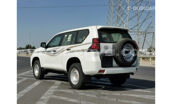 Buy Import Toyota Prado White Car in Import - Dubai in Central Kenya Buy Import Toyota Prado White Car in Import - Dubai in Central Kenya
