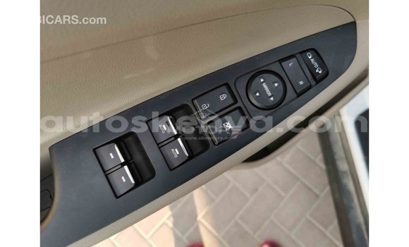 Buy Import Hyundai Tucson White Car in Import - Dubai in Central Kenya Buy Import Hyundai Tucson White Car in Import - Dubai in Central Kenya