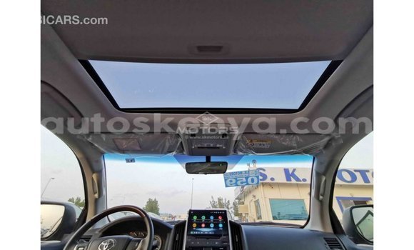 Buy Import Toyota Land Cruiser Other Car in Import - Dubai in Central Kenya Buy Import Toyota Land Cruiser Other Car in Import - Dubai in Central Kenya