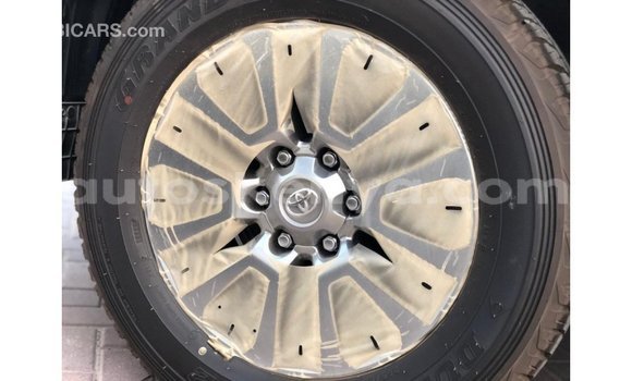 Nunua Imported Toyota Prado Nyeusi Gari ndani ya Import - Dubai nchini Kati Kenya Nunua Imported Toyota Prado Nyeusi Gari ndani ya Import - Dubai nchini Kati Kenya