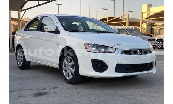 Nunua Imported Mitsubishi Lancer Nyeupe Gari ndani ya Import - Dubai nchini Kati Kenya Nunua Imported Mitsubishi Lancer Nyeupe Gari ndani ya Import - Dubai nchini Kati Kenya