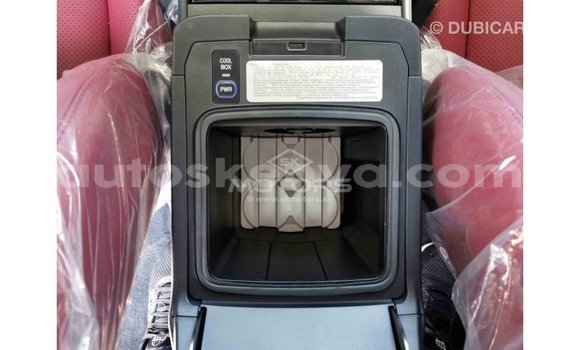 Imported Lexus GX White Makiinaa iti Import - Dubai keessatti Central Kenya keessatti Imported Lexus GX White Makiinaa iti Import - Dubai keessatti Central Kenya keessatti