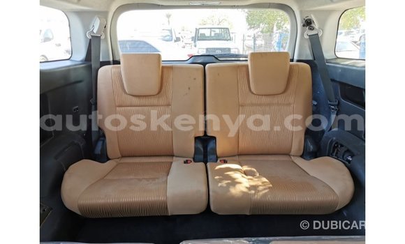 Imported Toyota Fortuner White Makiinaa iti Import - Dubai keessatti Central Kenya keessatti Imported Toyota Fortuner White Makiinaa iti Import - Dubai keessatti Central Kenya keessatti