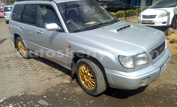 Nunua Ilio tumika Subaru Forester Fedha Gari ndani ya Ongata Rongai nchini Nairobi Nunua Ilio tumika Subaru Forester Fedha Gari ndani ya Ongata Rongai nchini Nairobi