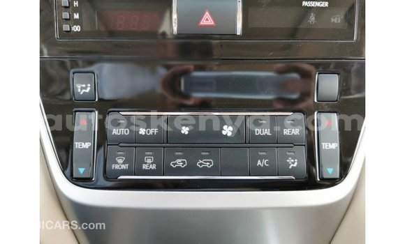 Buy Import Toyota Land Cruiser White Car in Import - Dubai in Central Kenya Buy Import Toyota Land Cruiser White Car in Import - Dubai in Central Kenya