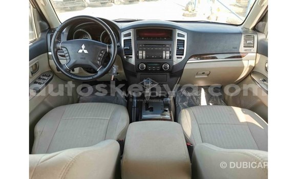 Buy Import Mitsubishi Pajero White Car in Import - Dubai in Central Kenya Buy Import Mitsubishi Pajero White Car in Import - Dubai in Central Kenya