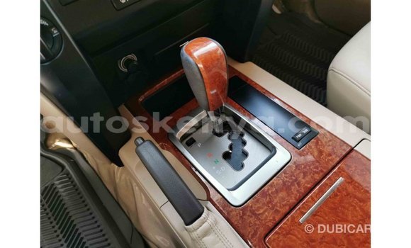Buy Import Toyota Land Cruiser Black Car in Import - Dubai in Central Kenya Buy Import Toyota Land Cruiser Black Car in Import - Dubai in Central Kenya