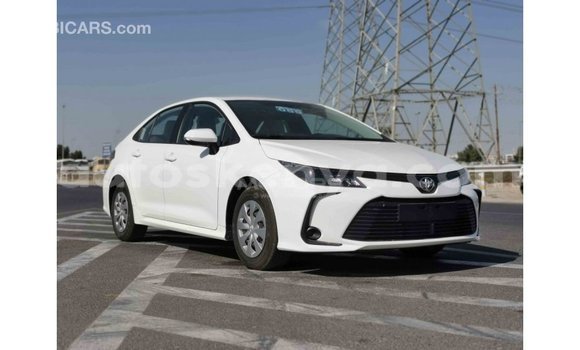 Nunua Imported Toyota Corolla Nyeupe Gari ndani ya Import - Dubai nchini Kati Kenya Nunua Imported Toyota Corolla Nyeupe Gari ndani ya Import - Dubai nchini Kati Kenya