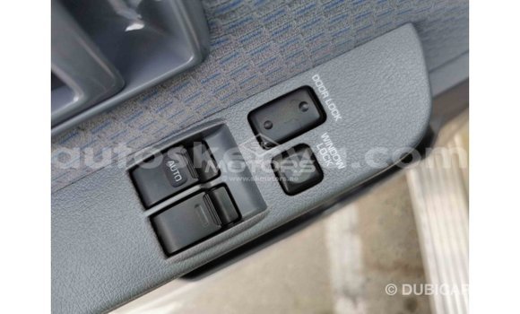 Buy Import Toyota Land Cruiser Beige Car in Import - Dubai in Central Kenya Buy Import Toyota Land Cruiser Beige Car in Import - Dubai in Central Kenya