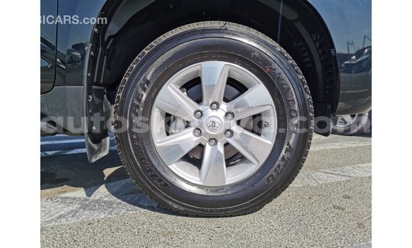 Nunua Imported Toyota Prado Nyeusi Gari ndani ya Import - Dubai nchini Kati Kenya Nunua Imported Toyota Prado Nyeusi Gari ndani ya Import - Dubai nchini Kati Kenya