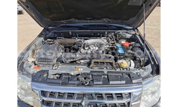 Nunua Imported Mitsubishi Pajero Nyingine Gari ndani ya Import - Dubai nchini Kati Kenya Nunua Imported Mitsubishi Pajero Nyingine Gari ndani ya Import - Dubai nchini Kati Kenya