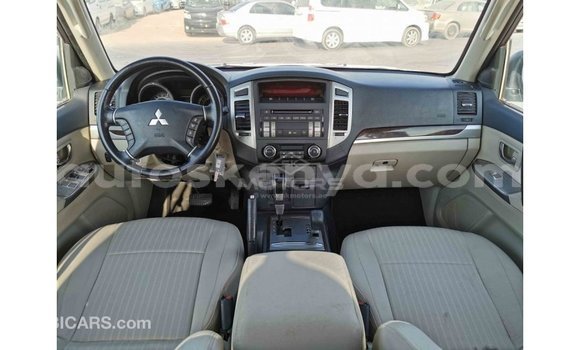 Buy Import Mitsubishi Pajero White Car in Import - Dubai in Central Kenya Buy Import Mitsubishi Pajero White Car in Import - Dubai in Central Kenya