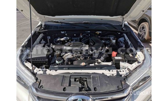 Buy Import Toyota Hilux White Car in Import - Dubai in Central Kenya Buy Import Toyota Hilux White Car in Import - Dubai in Central Kenya