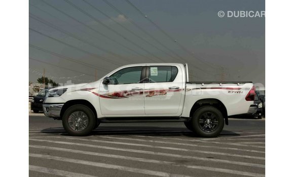 Buy Import Toyota Hilux White Car in Import - Dubai in Central Kenya Buy Import Toyota Hilux White Car in Import - Dubai in Central Kenya