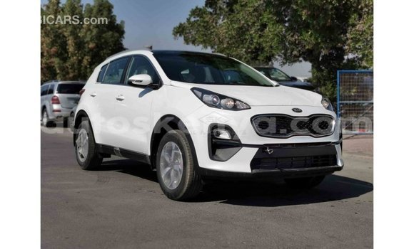 Nunua Imported Kia Sportage Nyeupe Gari ndani ya Import - Dubai nchini Kati Kenya Nunua Imported Kia Sportage Nyeupe Gari ndani ya Import - Dubai nchini Kati Kenya