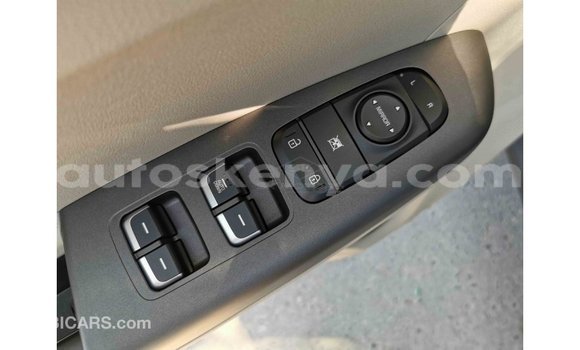 Nunua Imported Kia Sportage Nyeupe Gari ndani ya Import - Dubai nchini Kati Kenya Nunua Imported Kia Sportage Nyeupe Gari ndani ya Import - Dubai nchini Kati Kenya