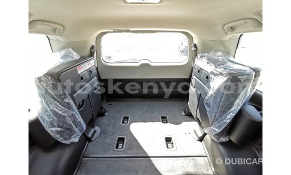 Buy Import Toyota Land Cruiser White Car in Import - Dubai in Central Kenya Buy Import Toyota Land Cruiser White Car in Import - Dubai in Central Kenya