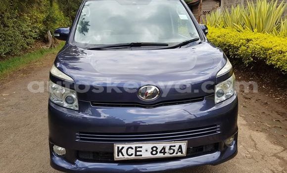 Oofamaa Toyota Voxy Blue Makiinaa iti Nairobi keessatti Nairobi keessatti Oofamaa Toyota Voxy Blue Makiinaa iti Nairobi keessatti Nairobi keessatti