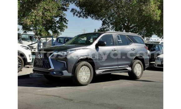 Nunua Imported Toyota Fortuner Nyingine Gari ndani ya Import - Dubai nchini Kati Kenya Nunua Imported Toyota Fortuner Nyingine Gari ndani ya Import - Dubai nchini Kati Kenya