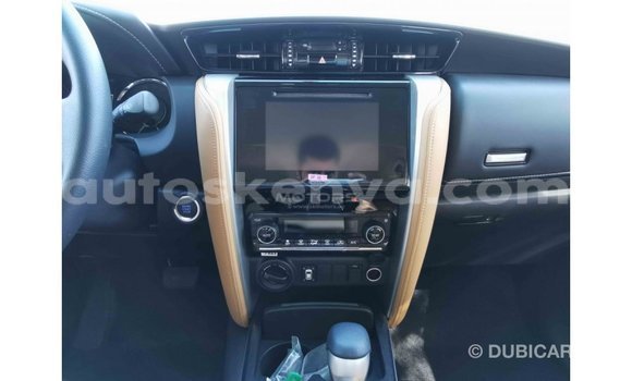 Nunua Imported Toyota Fortuner Nyingine Gari ndani ya Import - Dubai nchini Kati Kenya Nunua Imported Toyota Fortuner Nyingine Gari ndani ya Import - Dubai nchini Kati Kenya