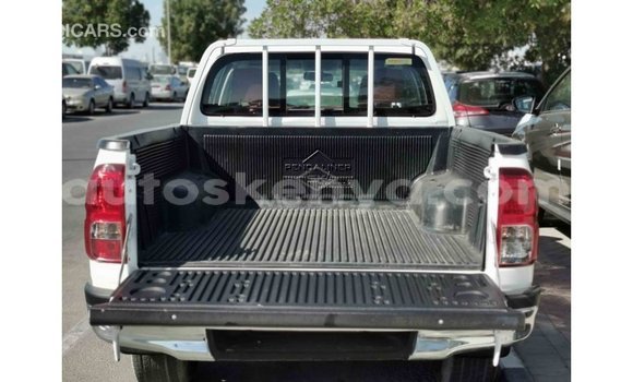 Buy Import Toyota Hilux White Car in Import - Dubai in Central Kenya Buy Import Toyota Hilux White Car in Import - Dubai in Central Kenya