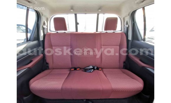 Buy Import Toyota Hilux White Car in Import - Dubai in Central Kenya Buy Import Toyota Hilux White Car in Import - Dubai in Central Kenya