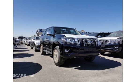 Imported Toyota Prado Black Makiinaa iti Import - Dubai keessatti Central Kenya keessatti Imported Toyota Prado Black Makiinaa iti Import - Dubai keessatti Central Kenya keessatti