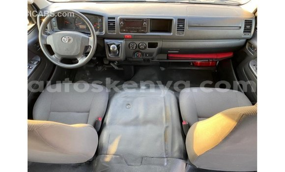Buy Import Toyota Hiace White Car in Import - Dubai in Central Kenya Buy Import Toyota Hiace White Car in Import - Dubai in Central Kenya