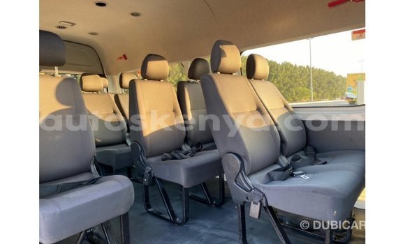 Buy Import Toyota Hiace White Car in Import - Dubai in Central Kenya Buy Import Toyota Hiace White Car in Import - Dubai in Central Kenya
