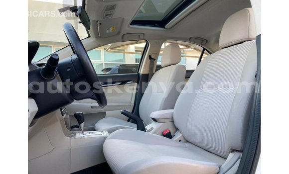 Nunua Imported Mitsubishi Lancer Nyeupe Gari ndani ya Import - Dubai nchini Kati Kenya Nunua Imported Mitsubishi Lancer Nyeupe Gari ndani ya Import - Dubai nchini Kati Kenya
