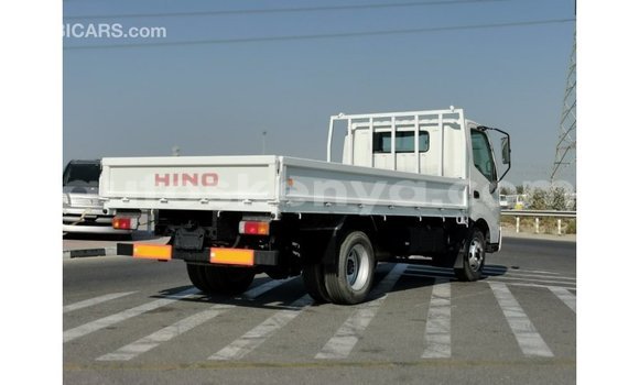 Imported Hino 300 Series White Netiree iti Import - Dubai keessatti Central Kenya keessatti Imported Hino 300 Series White Netiree iti Import - Dubai keessatti Central Kenya keessatti
