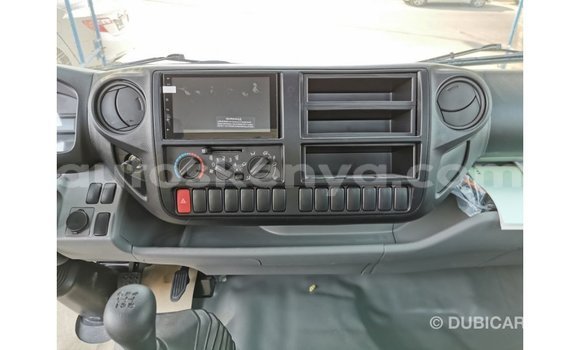 Imported Hino 300 Series White Netiree iti Import - Dubai keessatti Central Kenya keessatti Imported Hino 300 Series White Netiree iti Import - Dubai keessatti Central Kenya keessatti