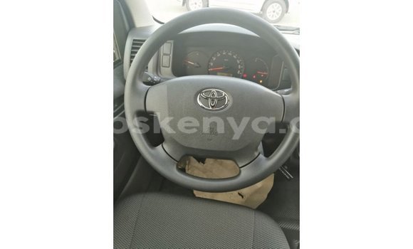 Nunua Imported Toyota DA Nyeupe Lori ndani ya Import - Dubai nchini Kati Kenya Nunua Imported Toyota DA Nyeupe Lori ndani ya Import - Dubai nchini Kati Kenya