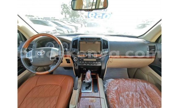 Buy Import Toyota Land Cruiser Other Car in Import - Dubai in Central Kenya Buy Import Toyota Land Cruiser Other Car in Import - Dubai in Central Kenya