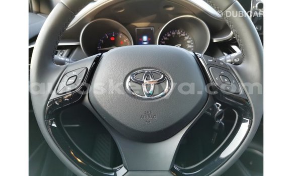 Imported Toyota C-HR Red Makiinaa iti Import - Dubai keessatti Central Kenya keessatti Imported Toyota C-HR Red Makiinaa iti Import - Dubai keessatti Central Kenya keessatti