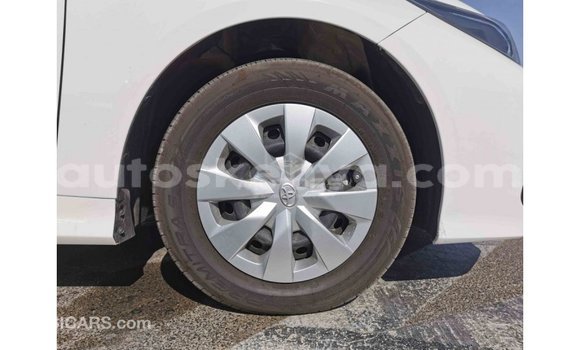 Nunua Imported Toyota Corolla Nyeupe Gari ndani ya Import - Dubai nchini Kati Kenya Nunua Imported Toyota Corolla Nyeupe Gari ndani ya Import - Dubai nchini Kati Kenya