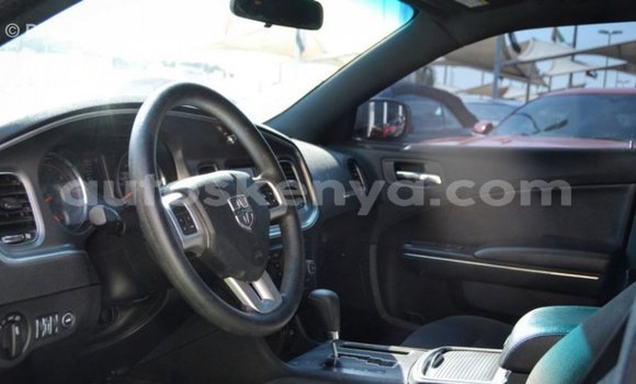 Nunua Imported Dodge Charger Nyeupe Gari ndani ya Import - Dubai nchini Kati Kenya Nunua Imported Dodge Charger Nyeupe Gari ndani ya Import - Dubai nchini Kati Kenya
