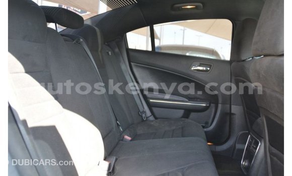 Nunua Imported Dodge Charger Nyeupe Gari ndani ya Import - Dubai nchini Kati Kenya Nunua Imported Dodge Charger Nyeupe Gari ndani ya Import - Dubai nchini Kati Kenya