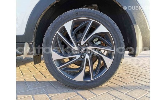Nunua Imported Hyundai Tucson Nyeupe Gari ndani ya Import - Dubai nchini Kati Kenya Nunua Imported Hyundai Tucson Nyeupe Gari ndani ya Import - Dubai nchini Kati Kenya