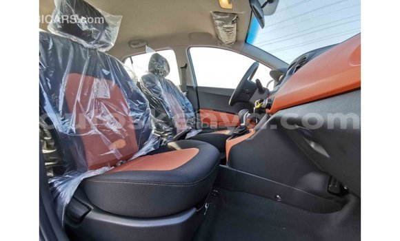 Nunua Imported Hyundai i10 Nyeusi Gari ndani ya Import - Dubai nchini Kati Kenya Nunua Imported Hyundai i10 Nyeusi Gari ndani ya Import - Dubai nchini Kati Kenya