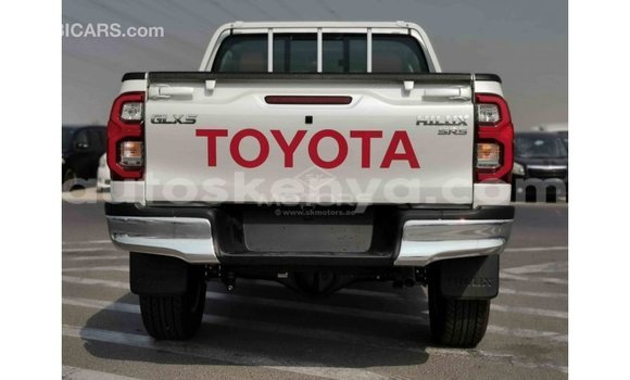 Buy Import Toyota Hilux White Car in Import - Dubai in Central Kenya Buy Import Toyota Hilux White Car in Import - Dubai in Central Kenya
