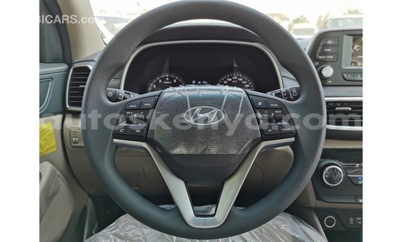 Imported Hyundai Tucson Blue Makiinaa iti Import - Dubai keessatti Central Kenya keessatti Imported Hyundai Tucson Blue Makiinaa iti Import - Dubai keessatti Central Kenya keessatti