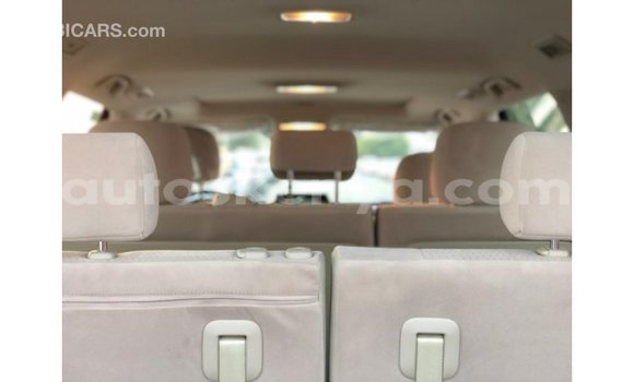 Nunua Imported Toyota Land Cruiser Nyeusi Gari ndani ya Import - Dubai nchini Kati Kenya Nunua Imported Toyota Land Cruiser Nyeusi Gari ndani ya Import - Dubai nchini Kati Kenya