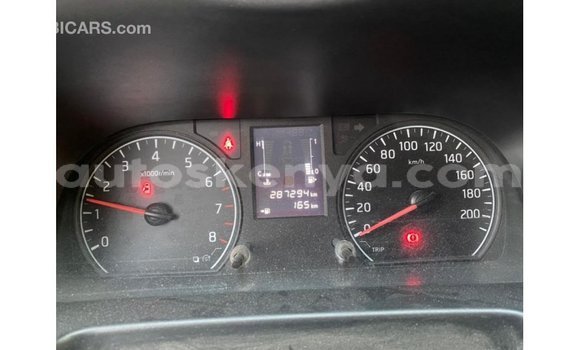 Imported Mitsubishi Van White Netiree iti Import - Dubai keessatti Central Kenya keessatti Imported Mitsubishi Van White Netiree iti Import - Dubai keessatti Central Kenya keessatti