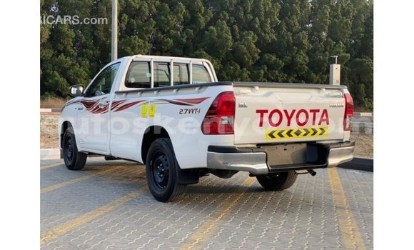 Buy Import Toyota Hilux White Car in Import - Dubai in Central Kenya Buy Import Toyota Hilux White Car in Import - Dubai in Central Kenya