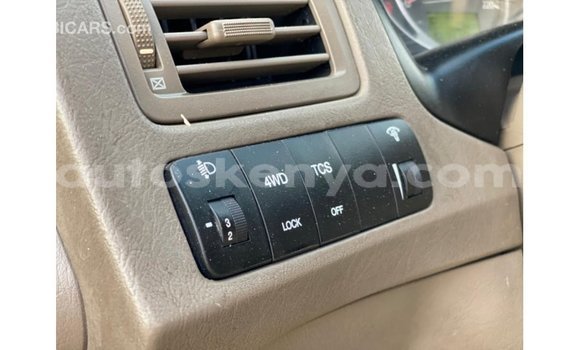 Imported Hyundai Tucson White Makiinaa iti Import - Dubai keessatti Central Kenya keessatti Imported Hyundai Tucson White Makiinaa iti Import - Dubai keessatti Central Kenya keessatti