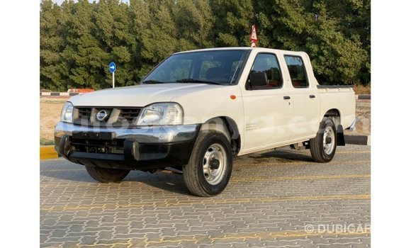 Imported Nissan Pickup White Makiinaa iti Import - Dubai keessatti Central Kenya keessatti Imported Nissan Pickup White Makiinaa iti Import - Dubai keessatti Central Kenya keessatti