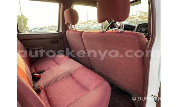Imported Nissan Pickup White Makiinaa iti Import - Dubai keessatti Central Kenya keessatti Imported Nissan Pickup White Makiinaa iti Import - Dubai keessatti Central Kenya keessatti